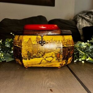 Anton Pieck Vintage Wooden Purse – Horse & Carriage Artwork